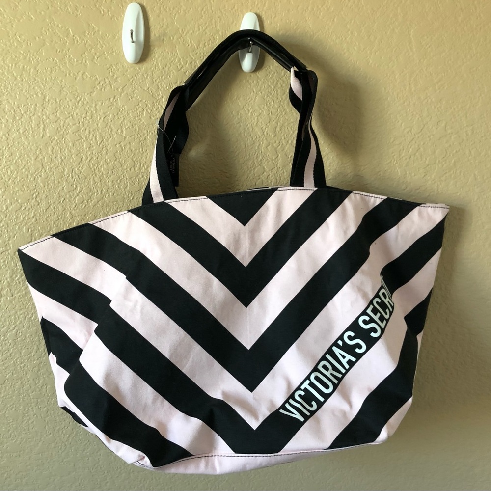 Victoria’s Secret Black And Pink Large Bag